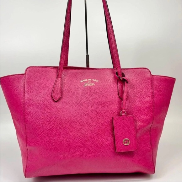 Gucci Handbags - Gucci Fuchsia Leather Tote